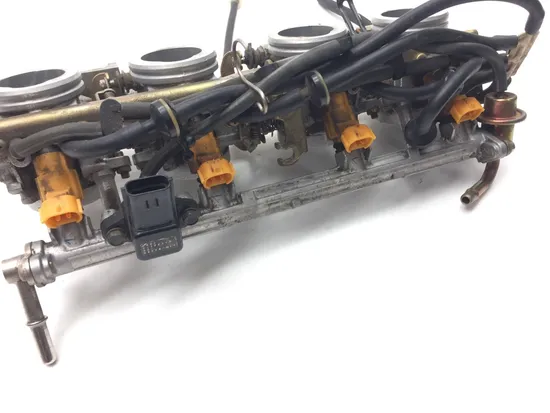 Throttle Body with Injectors 2004 Yamaha FJR1300 2335A