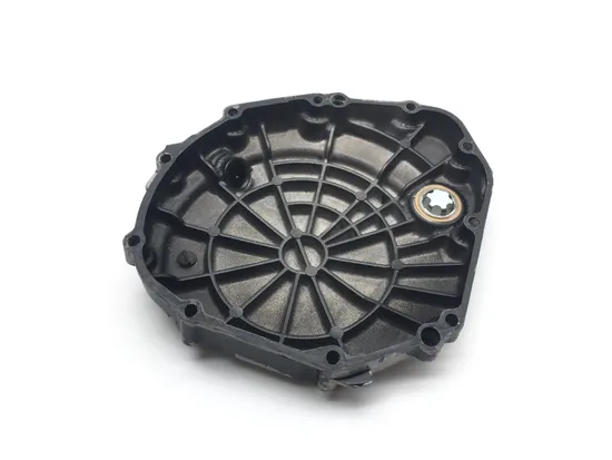 Engine Clutch Cover 2005 Suzuki GSXR750 2332 x