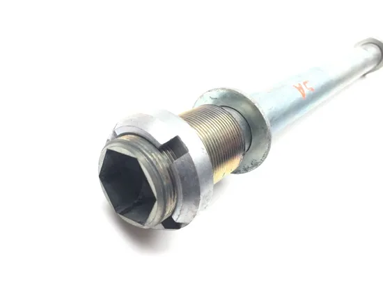 Swing Arm Swingarm Bolt 2005 Suzuki GSXR750 2332