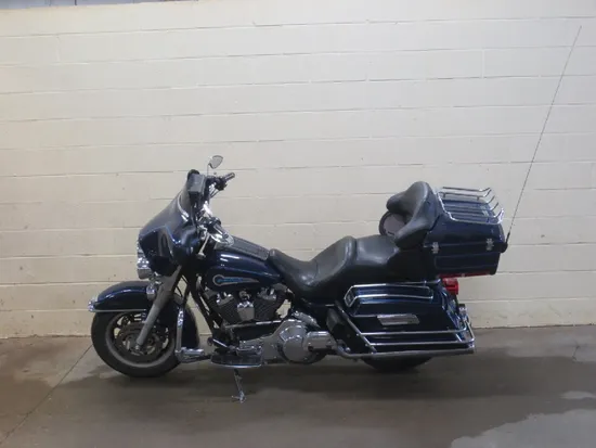 Oil Line Cover 2000 Harley-Davidson Electra Glide Classic FLHTC 2349