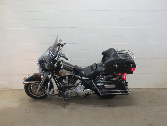 Trunk Tour Pack 1995 Harley-Davidson Electra Glide Police FLHTP 2369 x