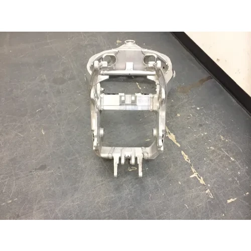 Main Frame Chassis CLN Ready To Go 2000 Suzuki Hayabusa GSX1300R 2367 x 5