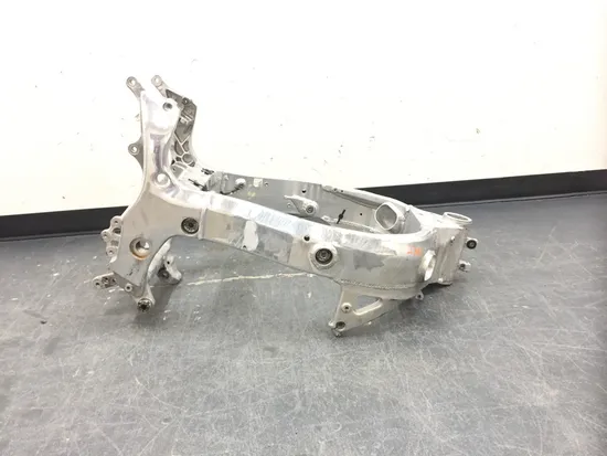 Main Frame Chassis CLN Ready To Go 2000 Suzuki Hayabusa GSX1300R 2367 x
