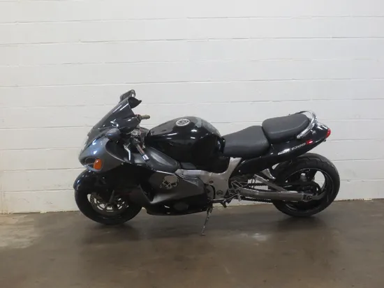 Main Frame Chassis CLN Ready To Go 2000 Suzuki Hayabusa GSX1300R 2367 x