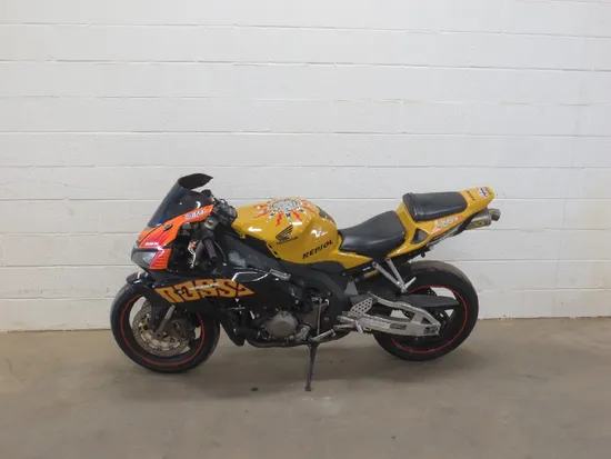 2005 CBR1000RR Oil Sending Unit 1000RR 2370A