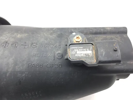 Air Intake Manifold Box Silencer 2013 Can-Am Maverick 1000 4x4 XRS 2388