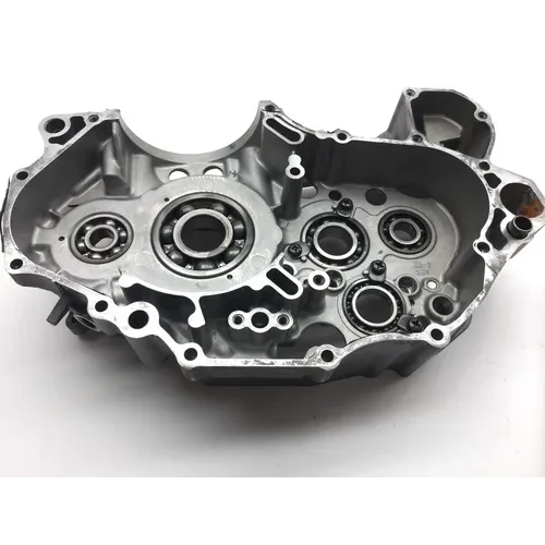 Engine Left Right Center Cases 2009 Suzuki DRZ400SM 2400 x 7