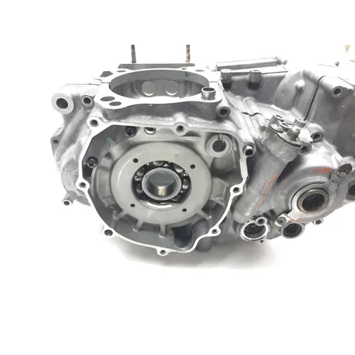 Engine Left Right Center Cases 2009 Suzuki DRZ400SM 2400 x 6