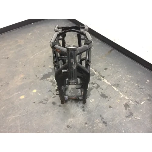 Main Frame Chassis 1999 Suzuki Intruder 1500 VL1500 2390 5