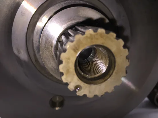 Engine Crank Shaft 2004 Suzuki Intruder 1500 VL1500 2391