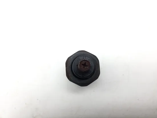 Oil Sending Unit 2004 Suzuki Intruder 1500 VL1500 2391