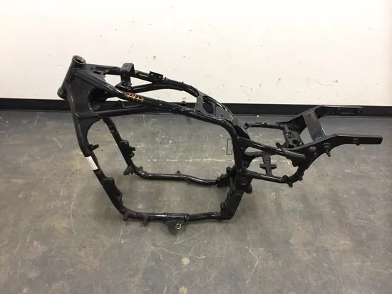 Main Frame Chassis CLN Ready To Go 2003 Kawasaki Vulcan 1500 Classic 2413