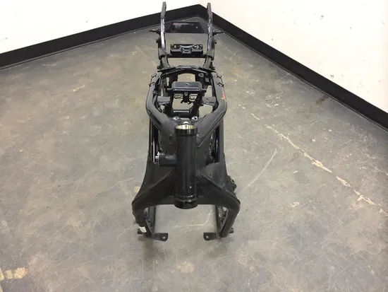 Main Frame Chassis CLN Ready To Go 2003 Kawasaki Vulcan 1500 Classic 2413