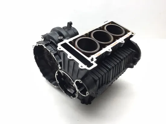 Upper Lower Center Cases Case 2001 Triumph Trophy 900 2353 x