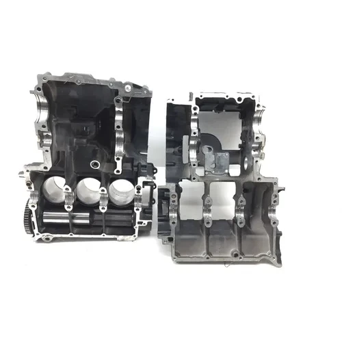 Upper Lower Center Cases Case 2001 Triumph Trophy 900 2353 x 19