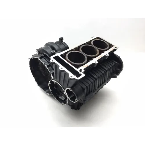 Upper Lower Center Cases Case 2001 Triumph Trophy 900 2353 x 3