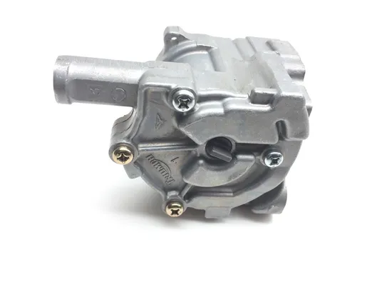 Engine Oil Pump Assembly 2001 Triumph Trophy 900 2353