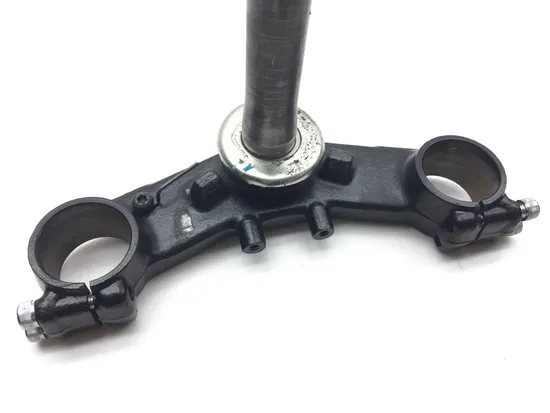 Lower Triple Tree Bottom Fork Clamp Shaft 2001 Triumph Trophy 900 2353