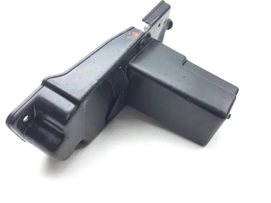 Tool Storage Box 2003 Kawasaki Vulcan 1500 VN1500E Classic 2413 x