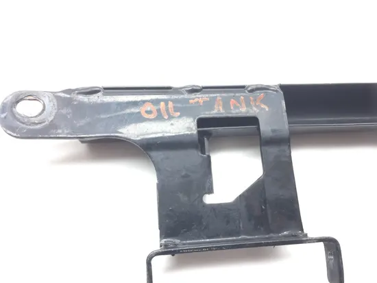 Engine Oil Tank 2002 Harley-Davidson Heritage Softail Classic FLSTC 2406