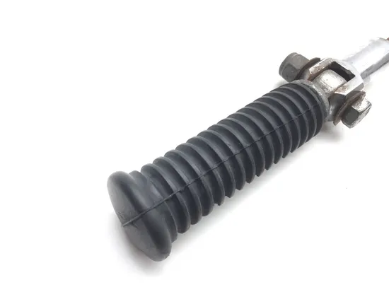 Left Right Set Passenger Peg Bracket 2005 Harley Night Train EFI FXSTBI 2442