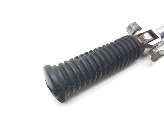 Left Right Set Passenger Peg Bracket 2005 Harley Night Train EFI FXSTBI 2442