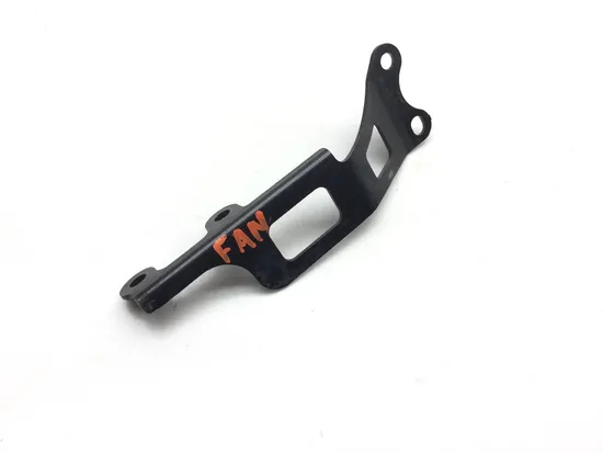 2009 Hona Foreman 500 TRX500M Cooling Fan Mount Brackets 2450A