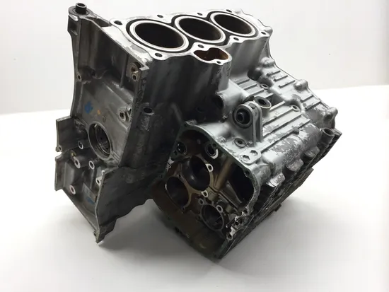 2003 Honda Golidwing 1500 GL1500 Engine Left Right Center Cases  2409A