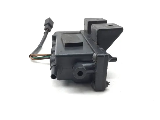 2003 Honda Golidwing 1500 GL1500 Air Valve Sensor 2409A