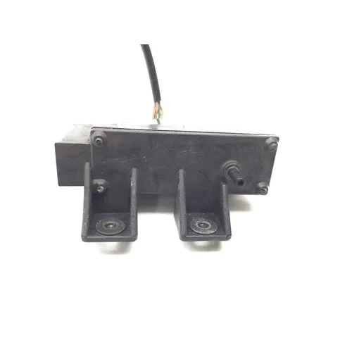 2003 Honda Golidwing 1500 GL1500 Air Valve Sensor 2409A 7