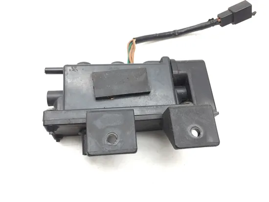 2003 Honda Golidwing 1500 GL1500 Air Valve Sensor 2409A