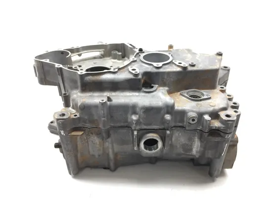 Engine Left Right Center Cases Case 1998 Yamaha Grizzly 600 YFM600FWA 4x4 2447A