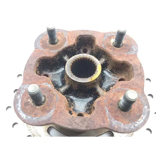 Front Wheel Hub with Rotor A 1998 Yamaha Grizzly 600 YFM600FWA 4x4 2447A x 15