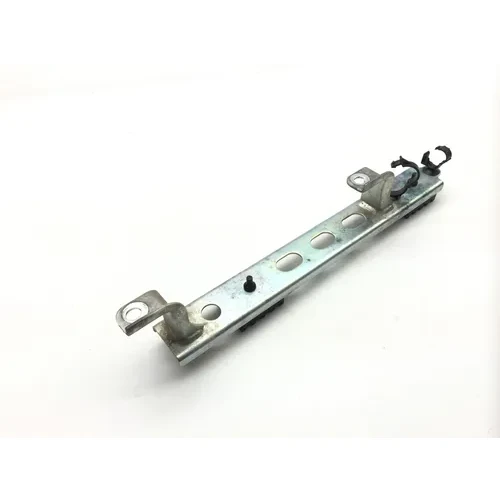 Battery Holder Bracket 2016 Yamaha Wolverine R-Spec YXE 700 4x4 FI EPS 2466A 5