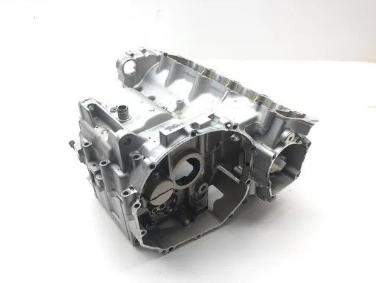 Upper Lower Center Cases Case 2006 Kawasaki ZZR600 2465