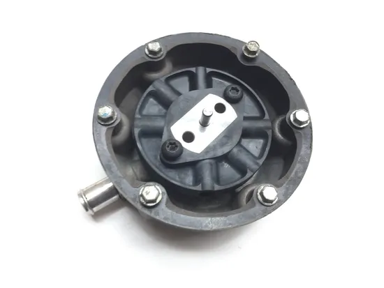 Upper Lower Center Cases Case 2002 Triumph Trophy 1200 2472