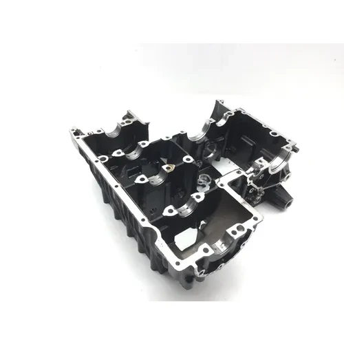 Upper Lower Center Cases Case 2002 Triumph Trophy 1200 2472 11