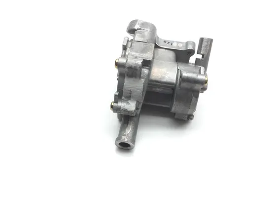 Engine Oil Pump Assembly 2002 Triumph Trophy 1200 2472