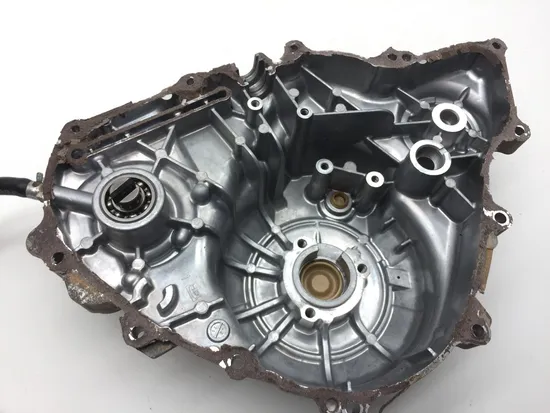 Engine Stator Generator Cover 2017 Yamaha Wolverine YXE 700 4x4 FI EPS 2492A