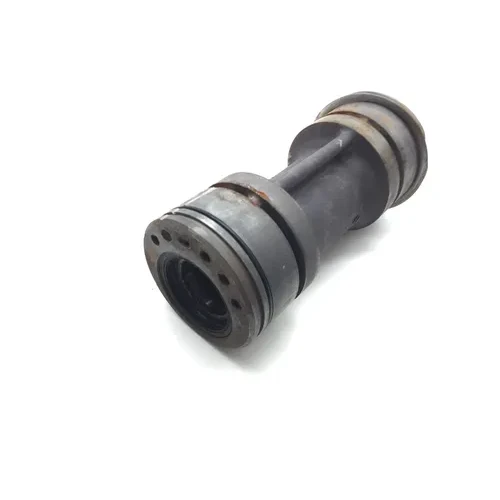 Rear Wheel Axle Bearing Carrier 2006 Suzuki Quadracer 450 LTR450 2x4 2494 7