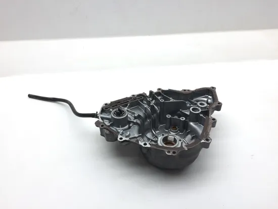 Engine Stator Generator Cover 2016 Yamaha Wolverine YXE 700 4x4 FI 2514A