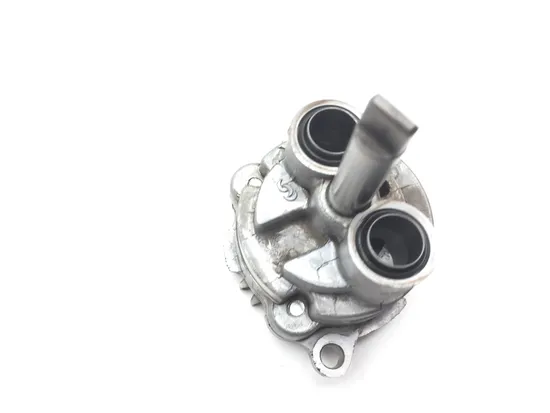 Engine Oil Pump Assembly 1989 Kawasaki Ninja 250R EX250F 2515