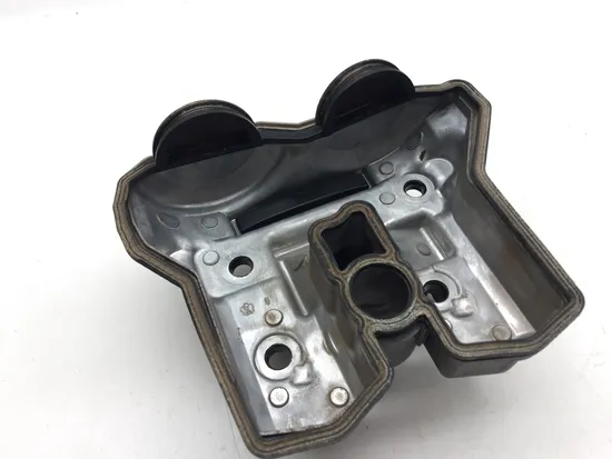 Engine Cylinder Head Cover 2016 Yamaha Wolverine R-Spec YXE 700 4x4 FI EPS 2534A