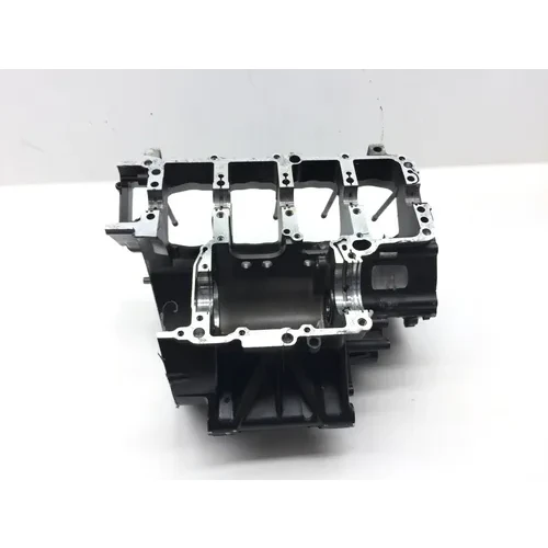 Upper Lower Center Cases Case 2005 Yamaha YZF R1 T/C Raven 2532A 15