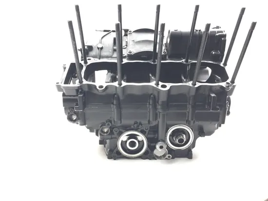 Upper Lower Center Cases Case 2005 Yamaha YZF R1 T/C Raven 2532A