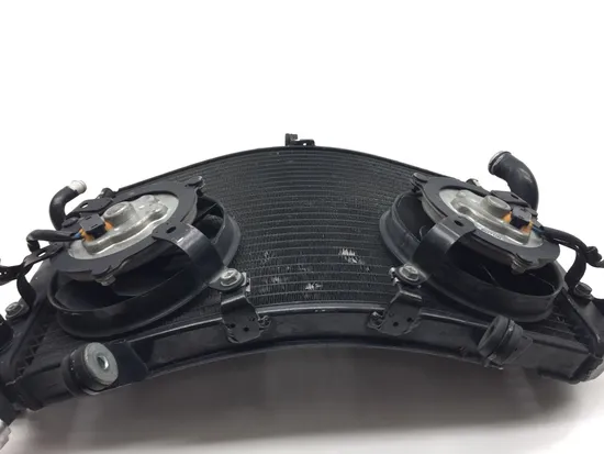 Radiator Cooling Front Fluid with Fan 2005 Yamaha YZF R1 T/C Raven 2532A