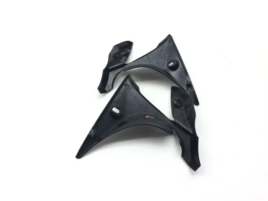 Misc Plastic Set 2005 Yamaha YZF R1 T/C Raven 2532A