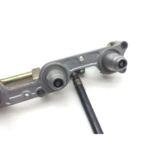 2005 Honda CBR 1000RR CBR1000RR Engine Fuel Priming Rail 2533A 13
