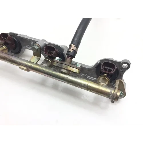 2005 Honda CBR 1000RR CBR1000RR Engine Fuel Priming Rail 2533A 7