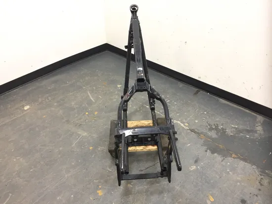 Main Frame Chassis CLN Ready To Go 2002 Harley Softail FXST Twin Cam 88 2524A x